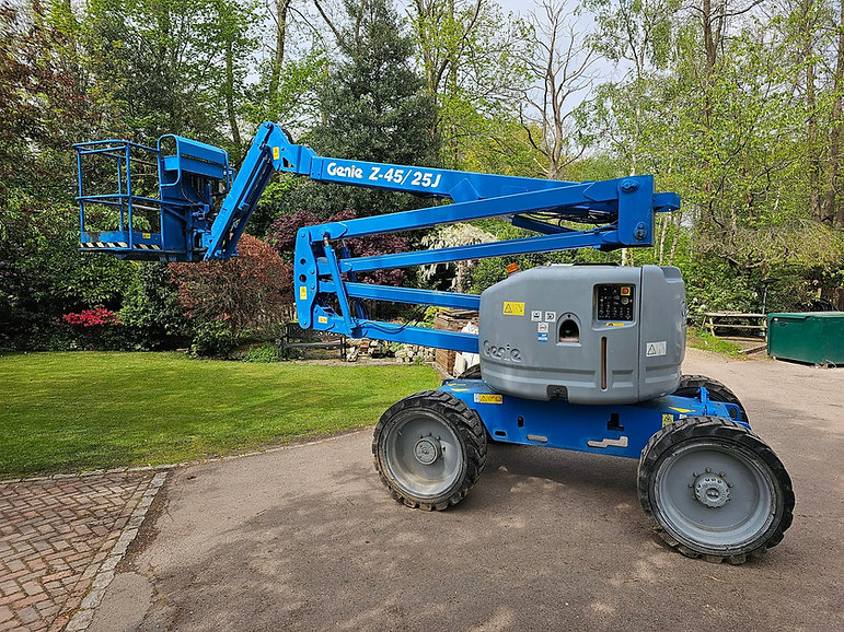 GENIE Z-45/25J 4WD (2007)