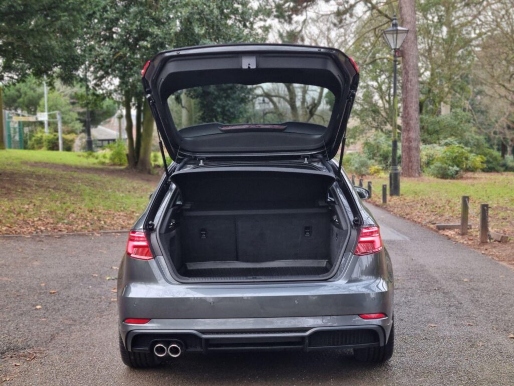 AUDI A3 2.0 TDI BLACK EDITION SPORTBACK QUATTRO (2017/17)