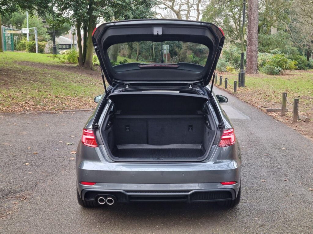 AUDI A3 2.0 TDI BLACK EDITION SPORTBACK QUATTRO (2017/17)