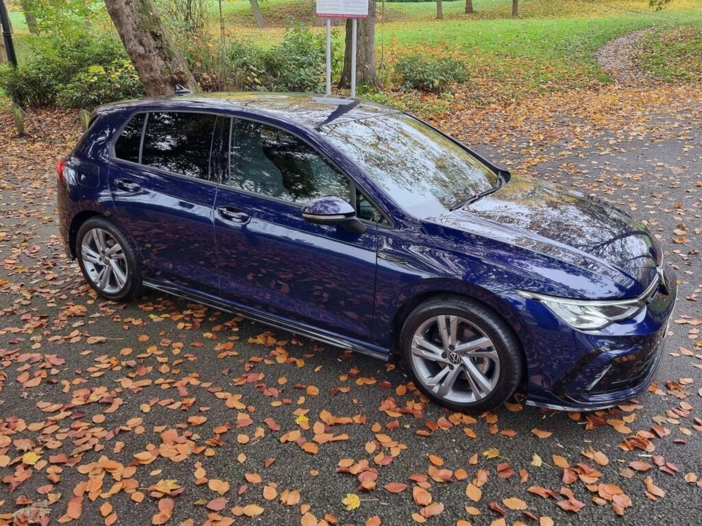 VOLKSWAGEN GOLF 2.0 TDI R-LINE (2023/73)