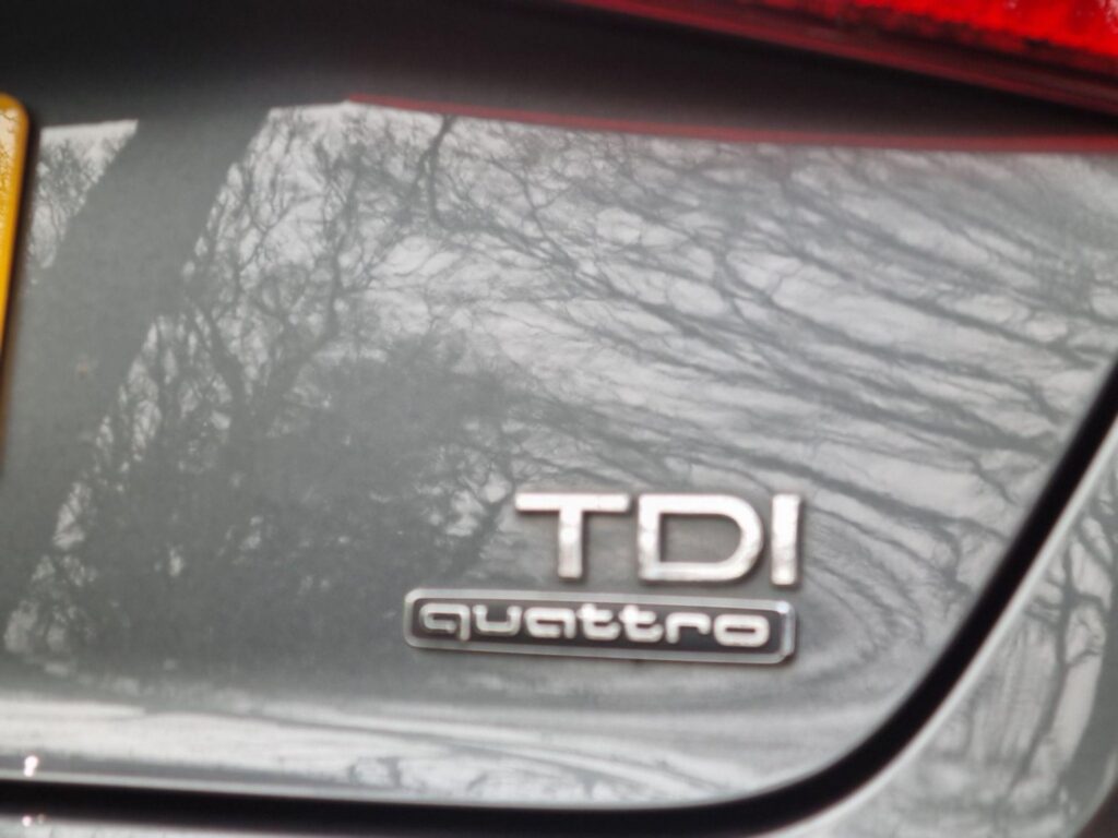 AUDI A3 2.0 TDI BLACK EDITION SPORTBACK QUATTRO (2017/17)