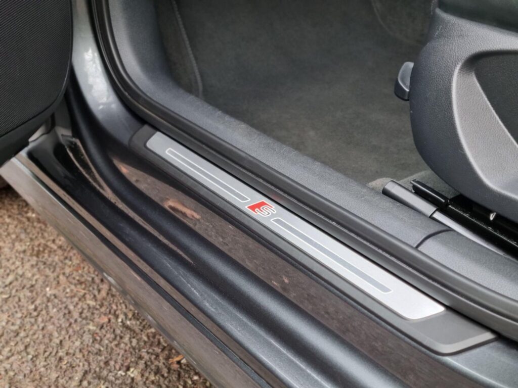 AUDI A3 2.0 TDI BLACK EDITION SPORTBACK QUATTRO (2017/17)