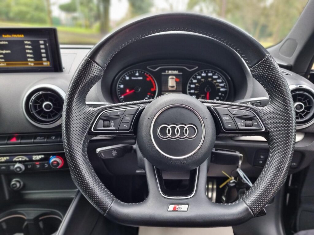 AUDI A3 2.0 TDI BLACK EDITION SPORTBACK QUATTRO (2017/17)