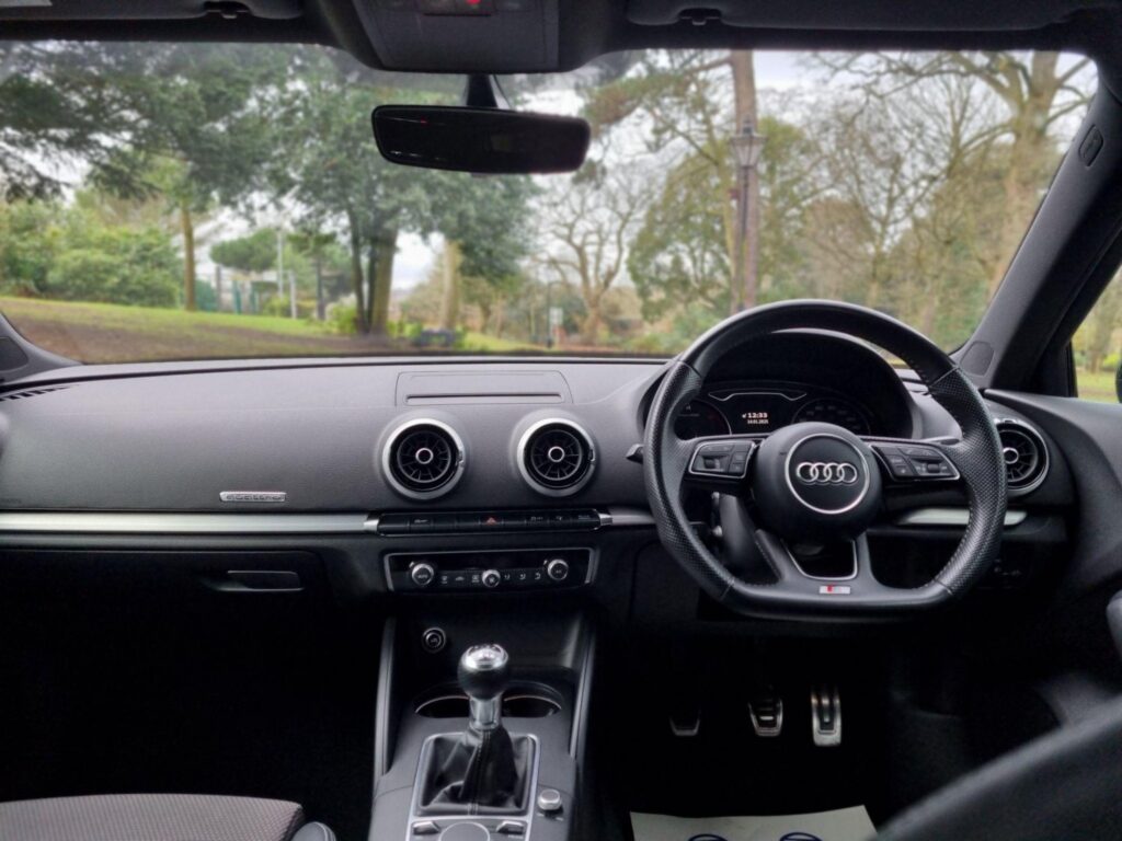 AUDI A3 2.0 TDI BLACK EDITION SPORTBACK QUATTRO (2017/17)